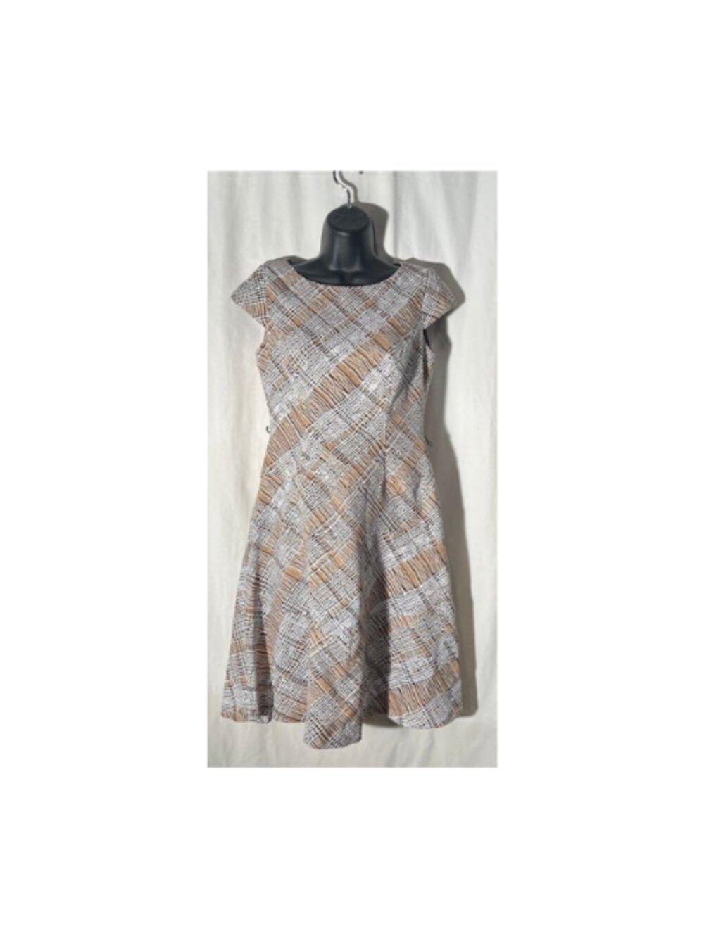 Women’s Beige Dress
